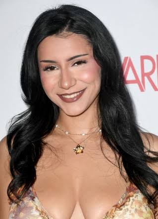 Roxie Sinner